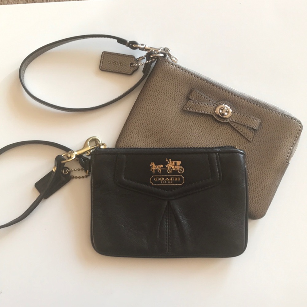 Coach Wristlet - Picture 7 of 7